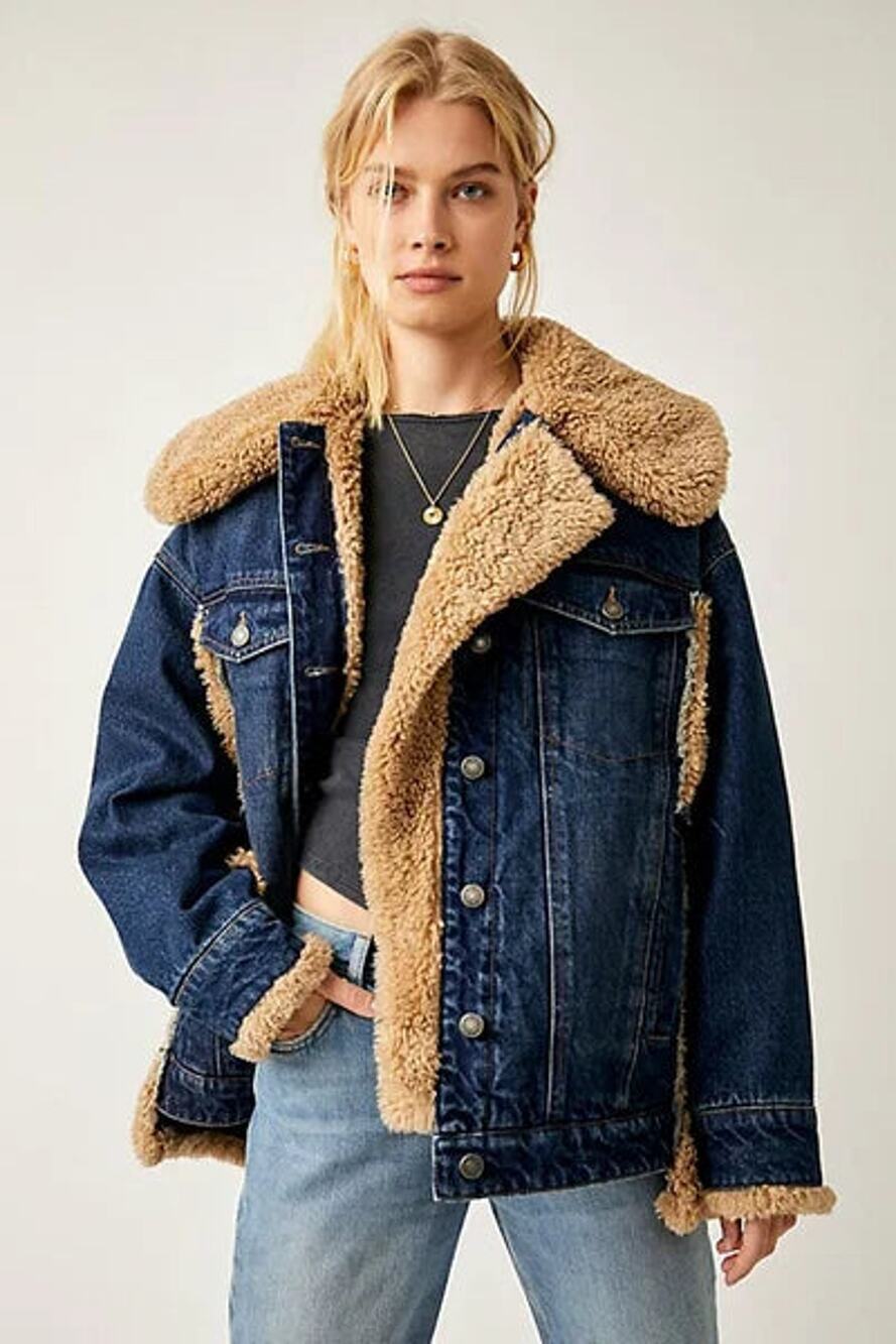 We The Free Holly Cozy Denim Jacket Faux Shearling Trucker Jacket Rinse Combo S
